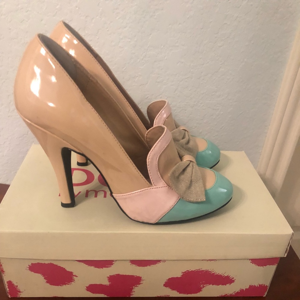 DOLCE BY MOJO MOXY SIZE 8